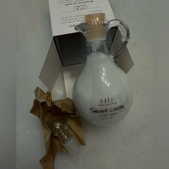 NWT FarmHouse Fresh NEW* SEALED Sweet Cream Body Milk 10oz. - Picture 9 of 9